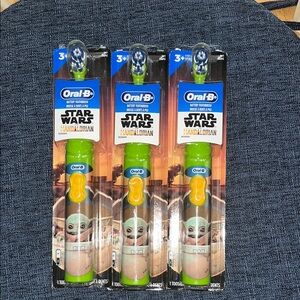 Oral-B Star Wars Mandalorian Toothbrush Set